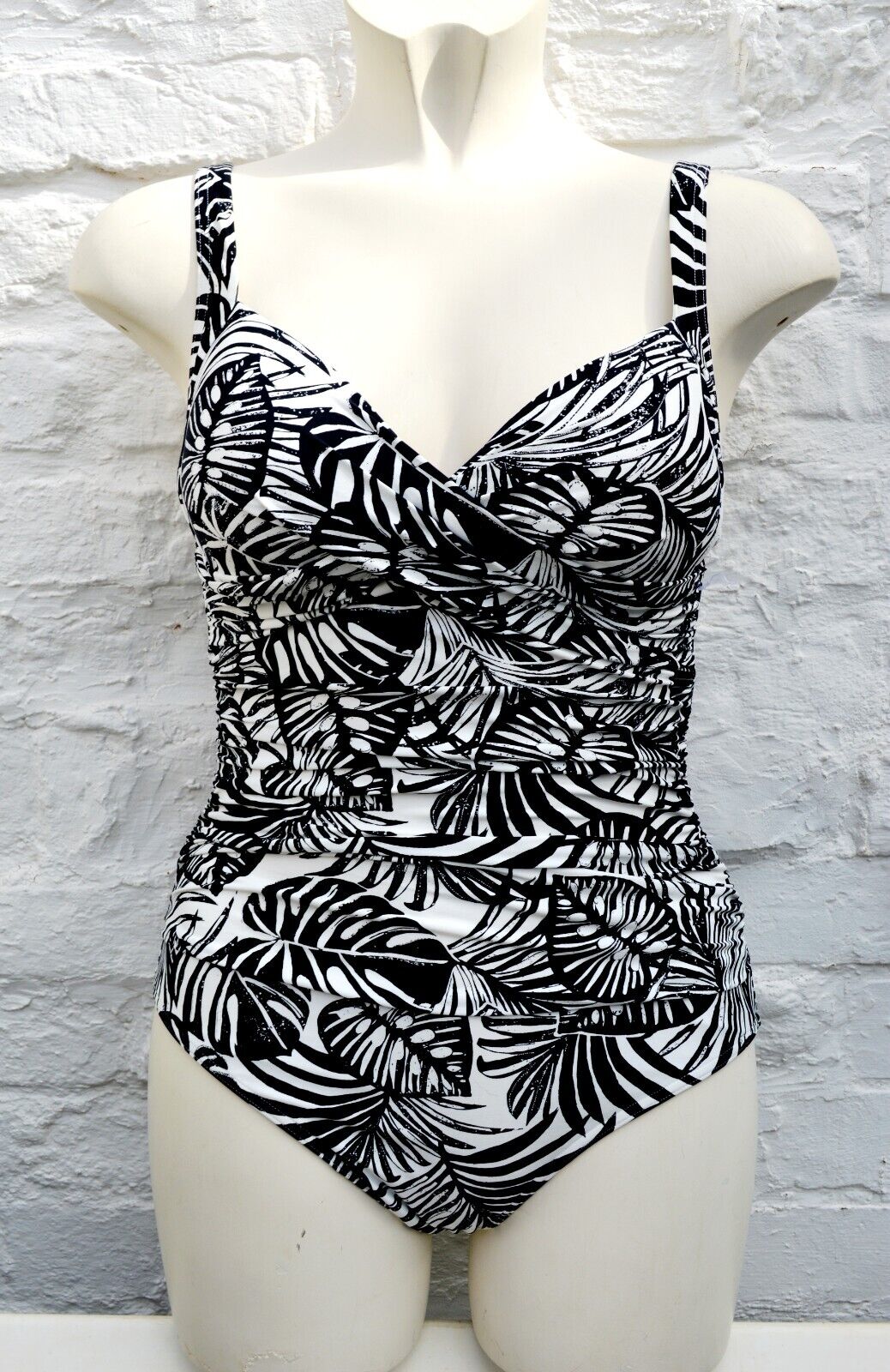 M&S Black White Leaf Pattern Adjustable Straps Swimsuit Swimming Costume Size 10